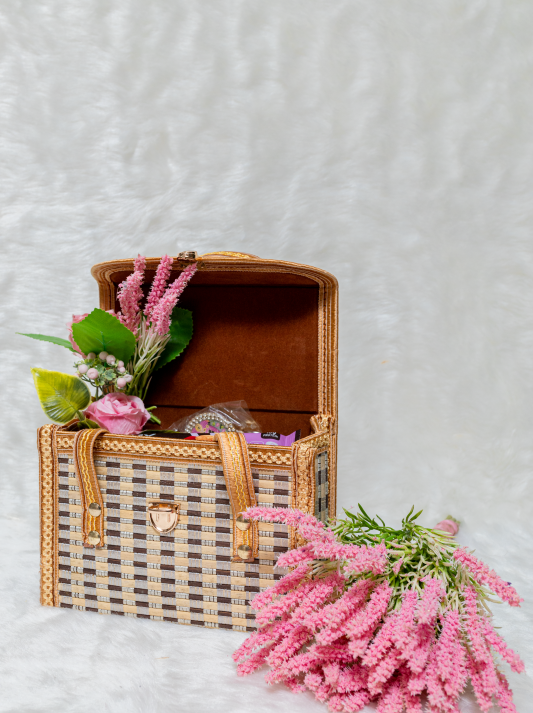 NATURE'S BLISS GIFT HAMPER